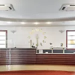 Hotiday 酒店 切法卢